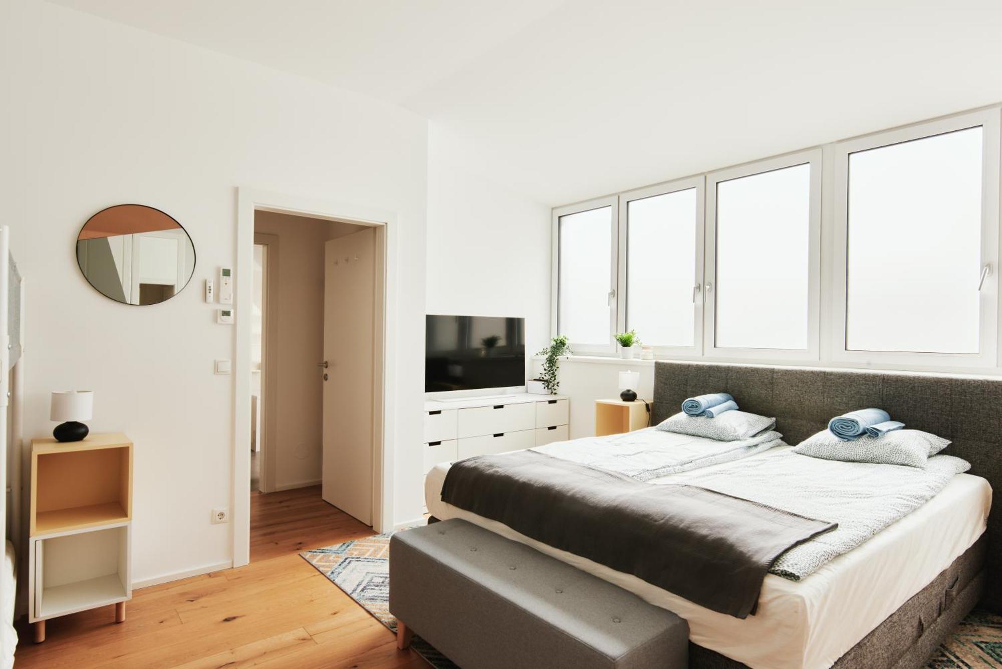 New Spacious Ultra-Modern Apartment In Wien Westbahnhof Exterior photo